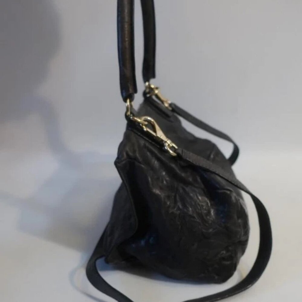 Authenticate Givenchy Pepe Black Wrinkled Sheepskin Leather Crossbody Handbag - Picture 3 of 16